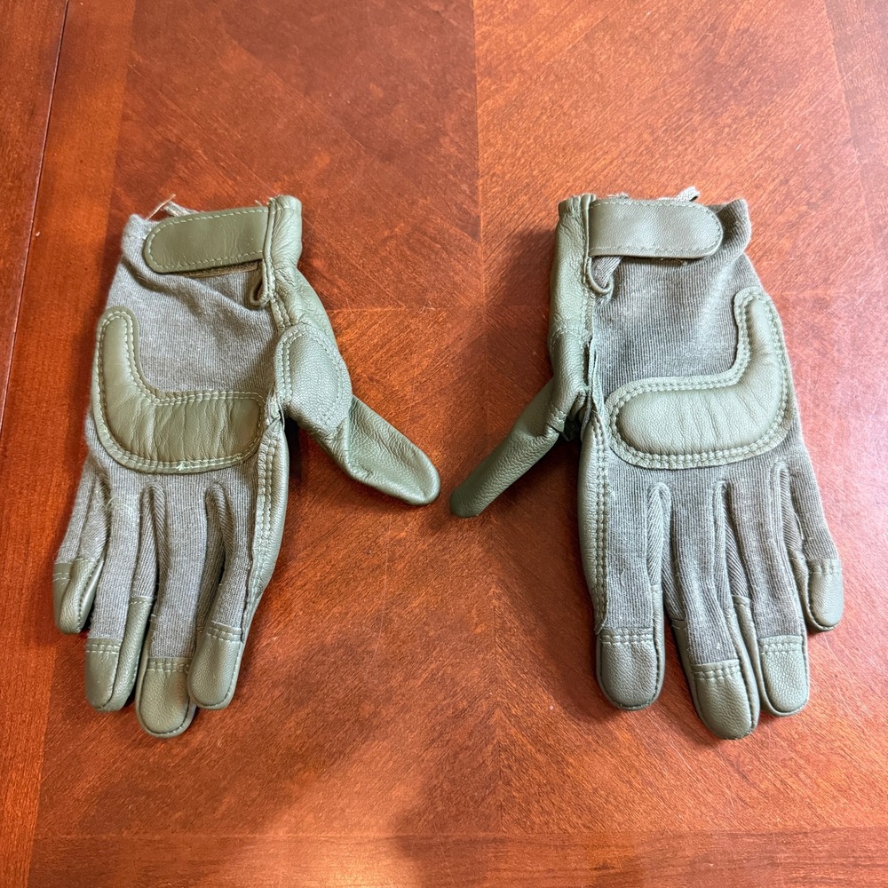 HWI Gear US Military Combat Gloves Foliage Green Medium Kevlar Leather Tactical